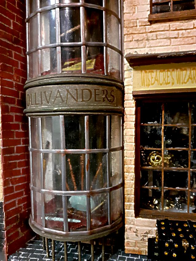 Ollivanders Schaufenster